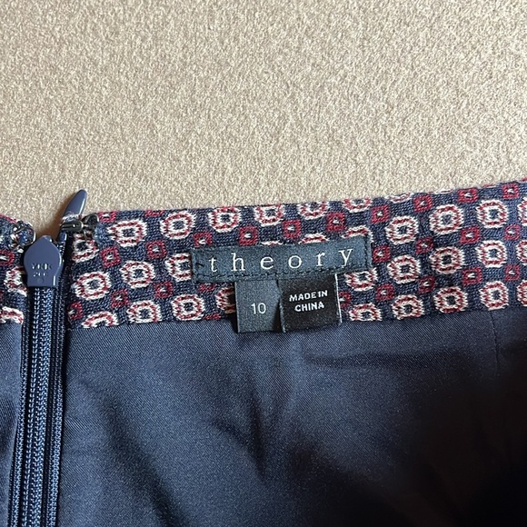 THEORY Women's Kerash Textured Knit Tweed Stretch Mini Skirt -Size 10 - Picture 2 of 9